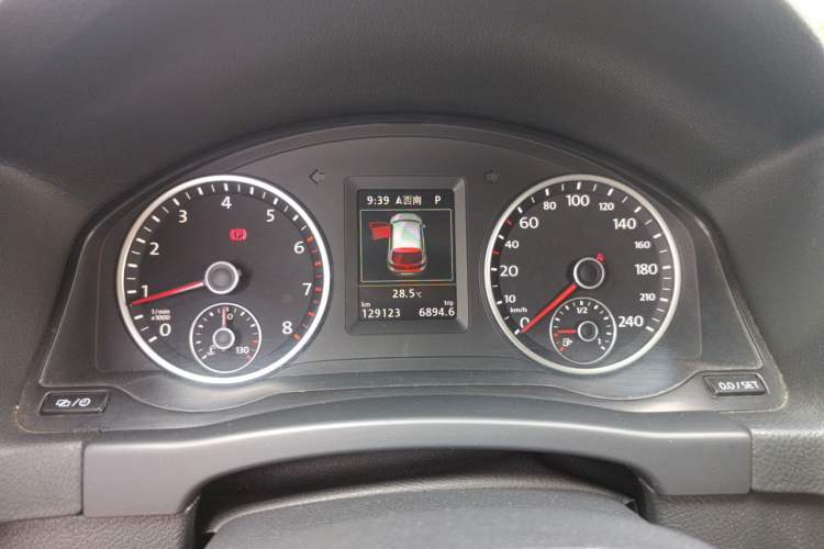 Used Volkswagen Tiguan 2015 1.8TSI Automatic Two-Wheel Drive Luxury Model Instrument Cluster