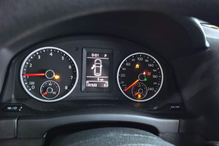 Used Volkswagen Tiguan 2015 1.8TSI Automatic Two-Wheel Drive Trend Edition Instrument Cluster