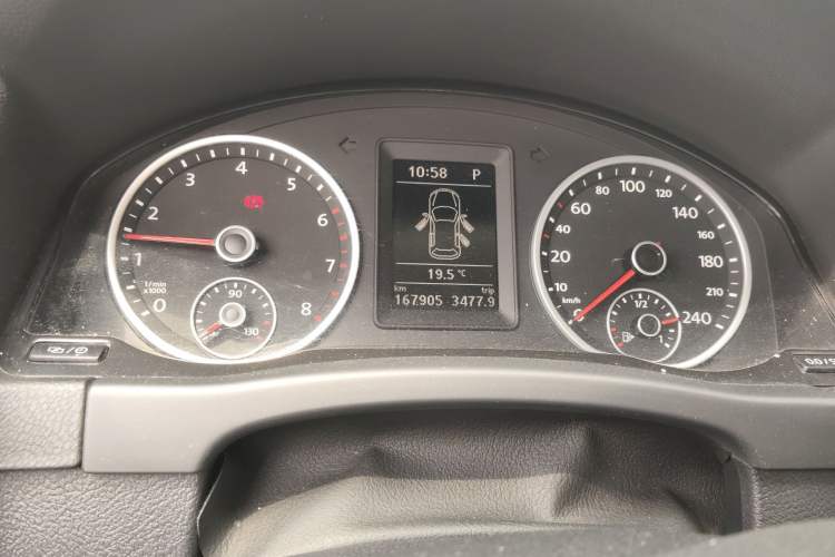Used Volkswagen Tiguan 2015 1.8TSI Automatic Two-Wheel Drive Comfort Edition Instrument Cluster
