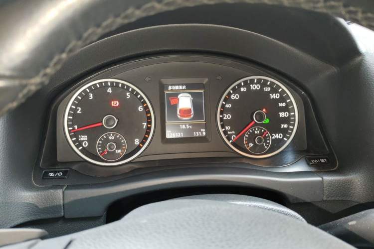 Used Volkswagen Tiguan 2015 1.8TSI Automatic Two-Wheel Drive Luxury Model Instrument Cluster