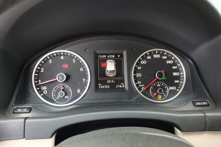 Used Volkswagen Tiguan 2015 1.8TSI Automatic Two-Wheel Drive Luxury Model Instrument Cluster