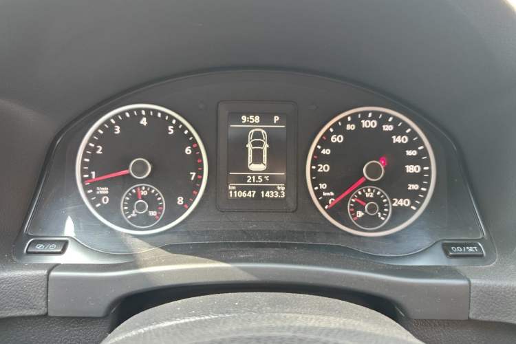 Used Volkswagen Tiguan 2015 1.8TSI Automatic Two-Wheel Drive Trend Edition Instrument Cluster