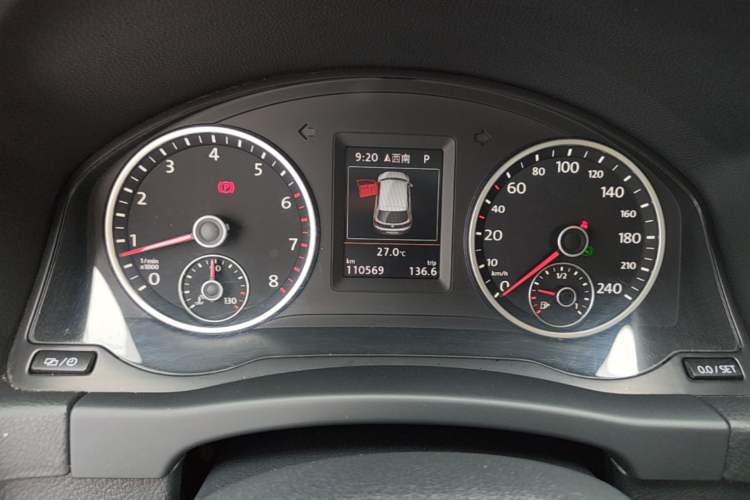 Used Volkswagen Tiguan 2015 1.8TSI Automatic Two-Wheel Drive Luxury Model Instrument Cluster