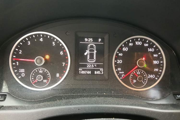 Used Volkswagen Tiguan 2015 1.8TSI Automatic Two-Wheel Drive Comfort Edition Instrument Cluster