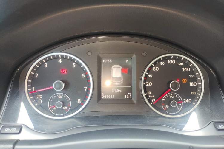 Used Volkswagen Tiguan 2015 1.8TSI Automatic Two-Wheel Drive Luxury Model Instrument Cluster