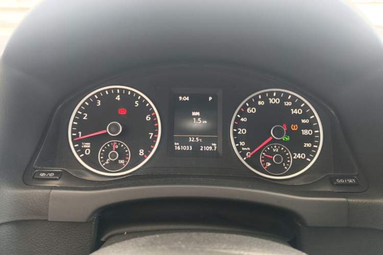 Used Volkswagen Tiguan 2015 1.8TSI Automatic All-Wheel-Drive Luxury Model Instrument Cluster