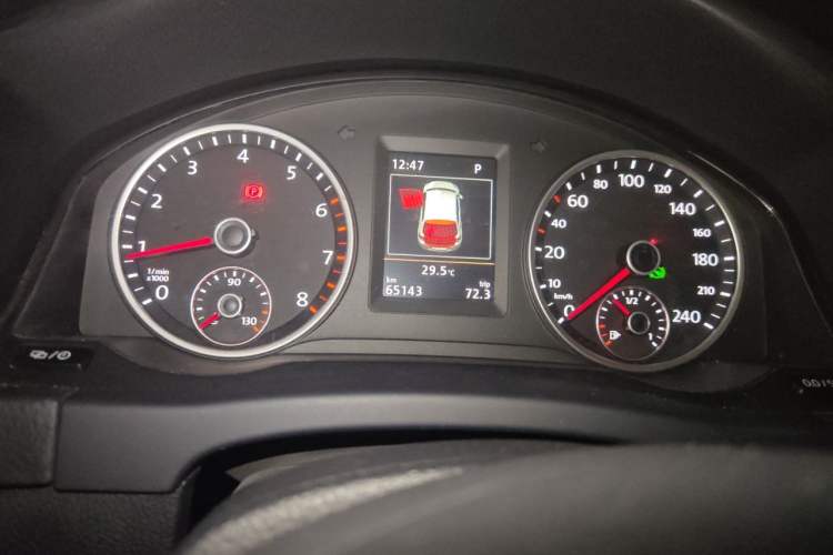 Used Volkswagen Tiguan 2015 1.8TSI Automatic Two-Wheel Drive Luxury Model Instrument Cluster