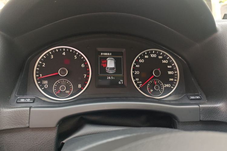 Used Volkswagen Tiguan 2015 1.8TSI Automatic Two-Wheel Drive Luxury Model Instrument Cluster