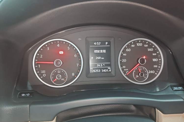 Used Volkswagen Tiguan 2015 1.8TSI Automatic Two-Wheel Drive Trend Edition Instrument Cluster
