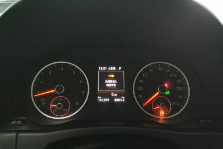 Used Volkswagen Tiguan 2015 1.8TSI Automatic Two-Wheel Drive Luxury Model Instrument Cluster