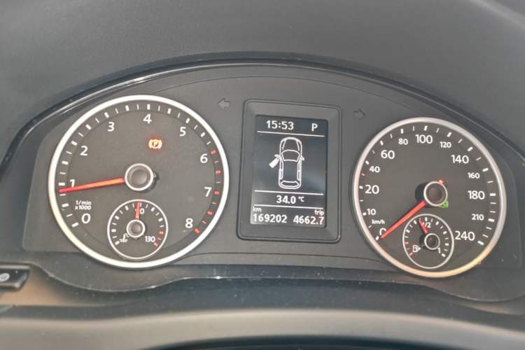 Used Volkswagen Tiguan 2015 1.8TSI Automatic Two-Wheel Drive Trend Edition Instrument Cluster