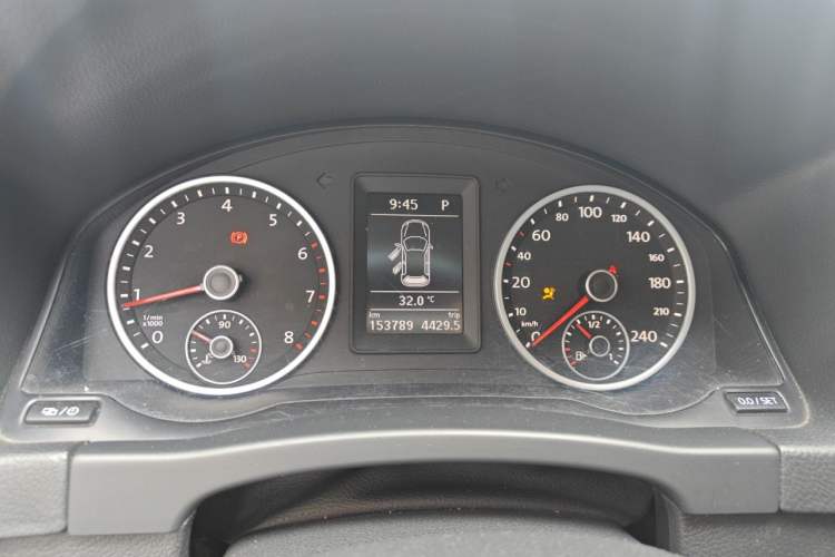 Used Volkswagen Tiguan 2015 1.8TSI Automatic Two-Wheel Drive Comfort Edition Instrument Cluster