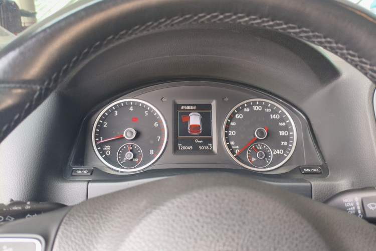 Used Volkswagen Tiguan 2015 2.0 TSI Comfort Edition Instrument Cluster