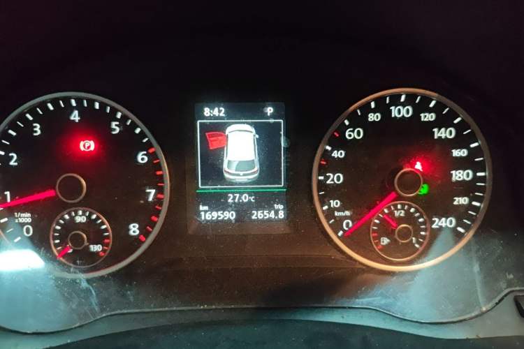 Used Volkswagen Tiguan 2015 1.8TSI Automatic Two-Wheel Drive Luxury Model Instrument Cluster