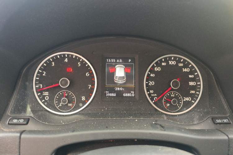 Used Volkswagen Tiguan 2015 1.8TSI Automatic Two-Wheel Drive Luxury Model Instrument Cluster
