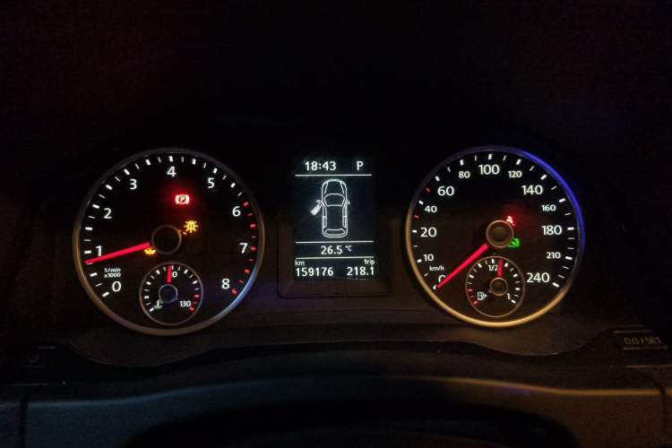 Used Volkswagen Tiguan 2015 1.8TSI Automatic Two-Wheel Drive Comfort Edition Instrument Cluster