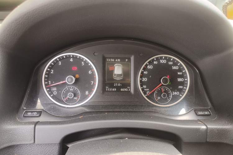 Used Volkswagen Tiguan 2015 1.8TSI Automatic All-Wheel-Drive Luxury Model Instrument Cluster