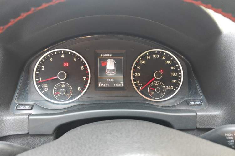 Used Volkswagen Tiguan 2015 1.8TSI Automatic Two-Wheel Drive Luxury Model Instrument Cluster