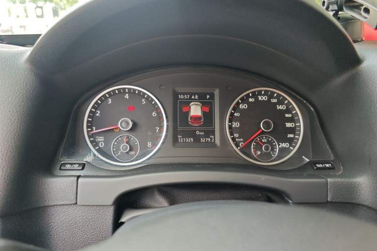Used Volkswagen Tiguan 2015 1.8TSI Automatic Two-Wheel Drive Luxury Model Instrument Cluster
