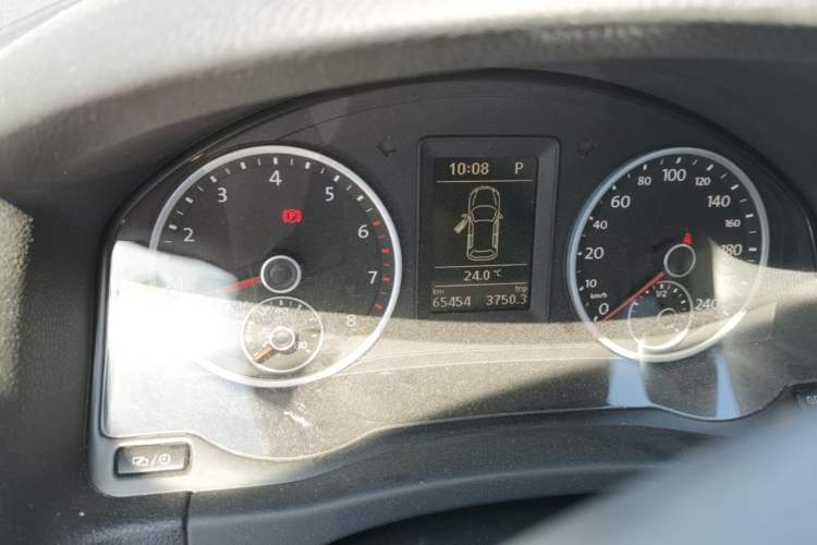 Used Volkswagen Tiguan 2015 1.8TSI Automatic Two-Wheel Drive Comfort Edition Instrument Cluster