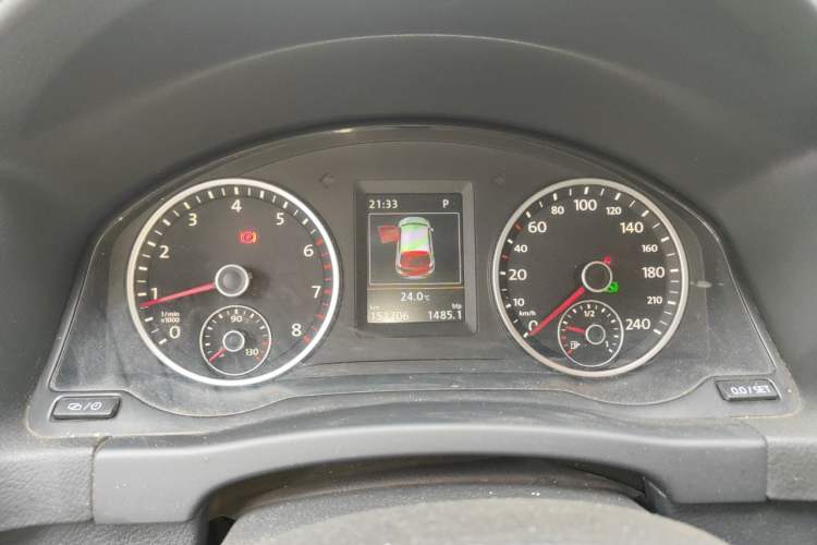 Used Volkswagen Tiguan 2015 1.8TSI Automatic Two-Wheel Drive Luxury Model Instrument Cluster