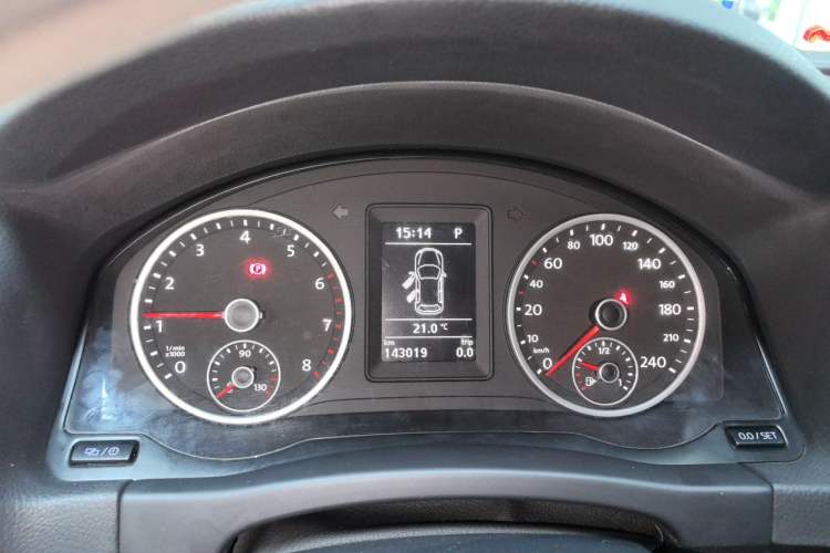 Used Volkswagen Tiguan 2015 1.8TSI Automatic Two-Wheel Drive Trend Edition Instrument Cluster