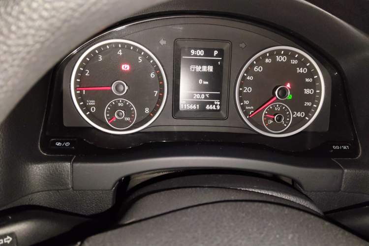 Used Volkswagen Tiguan 2015 1.8TSI Automatic Two-Wheel Drive Trend Edition Instrument Cluster