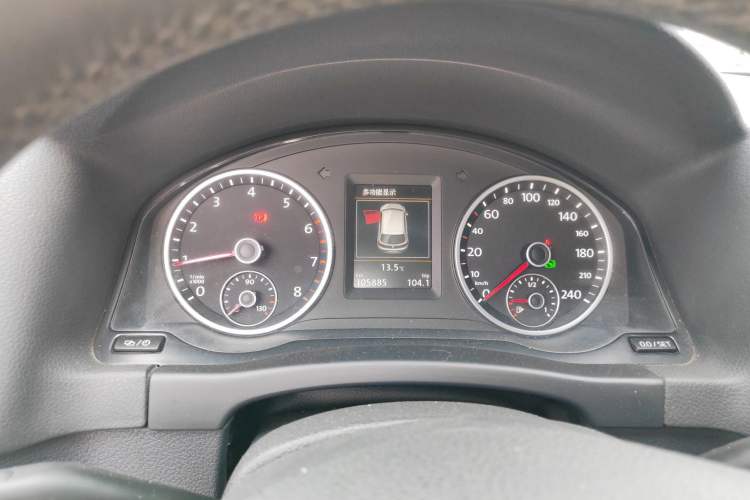 Used Volkswagen Tiguan 2015 1.8TSI Automatic All-Wheel-Drive Luxury Model Instrument Cluster