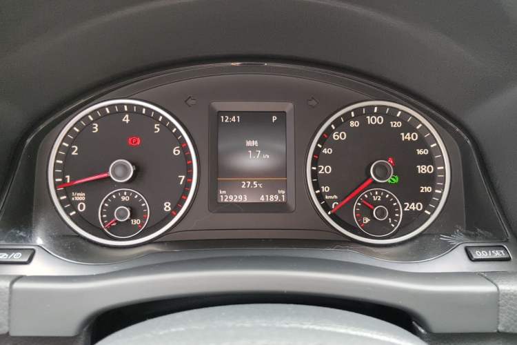 Used Volkswagen Tiguan 2015 1.8TSI Automatic Two-Wheel Drive Luxury Model Instrument Cluster