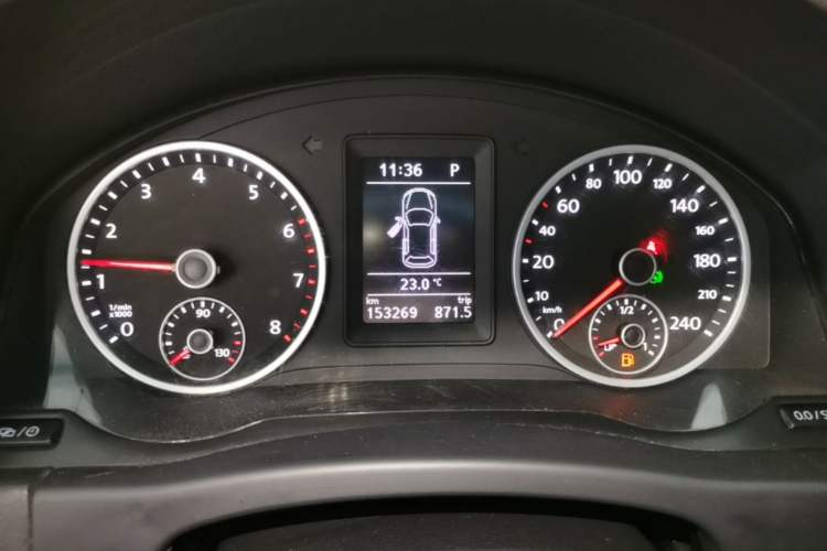 Used Volkswagen Tiguan 2015 1.8TSI Automatic Two-Wheel Drive Comfort Edition Instrument Cluster