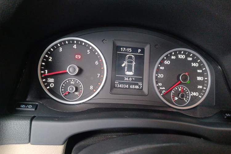 Used Volkswagen Tiguan 2015 1.8TSI Automatic Two-Wheel Drive Trend Edition Instrument Cluster