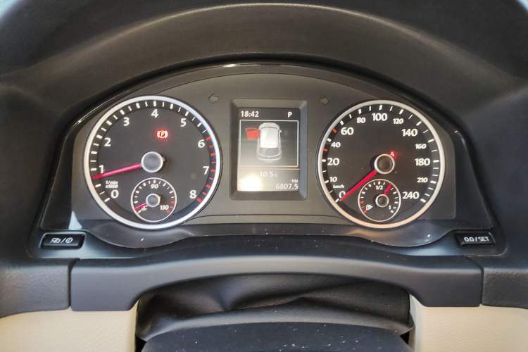 Used Volkswagen Tiguan 2015 1.8TSI Automatic Two-Wheel Drive Luxury Model Instrument Cluster