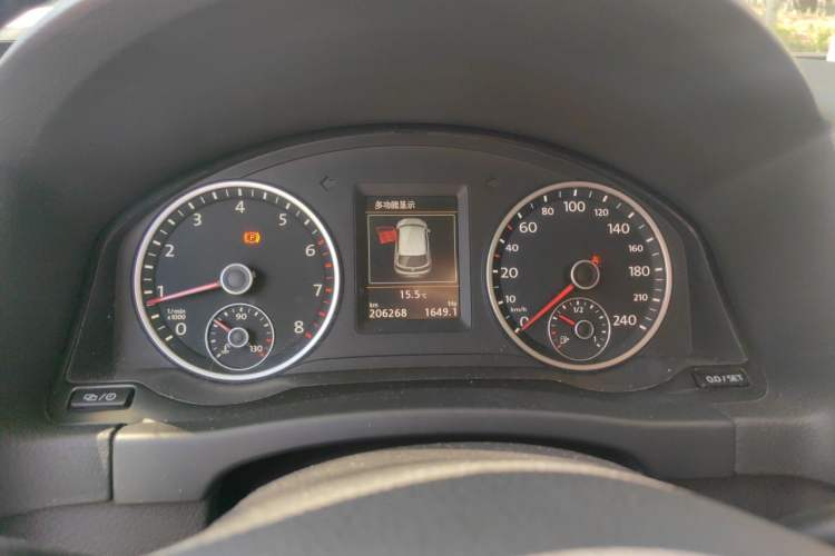 Used Volkswagen Tiguan 2015 1.8TSI Automatic Two-Wheel Drive Luxury Model Instrument Cluster