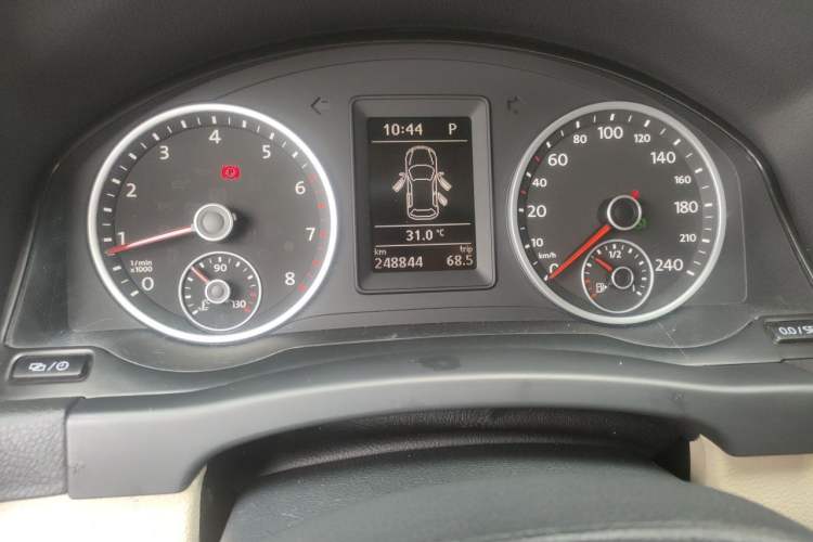 Used Volkswagen Tiguan 2015 1.8TSI Automatic Two-Wheel Drive Comfort Edition Instrument Cluster