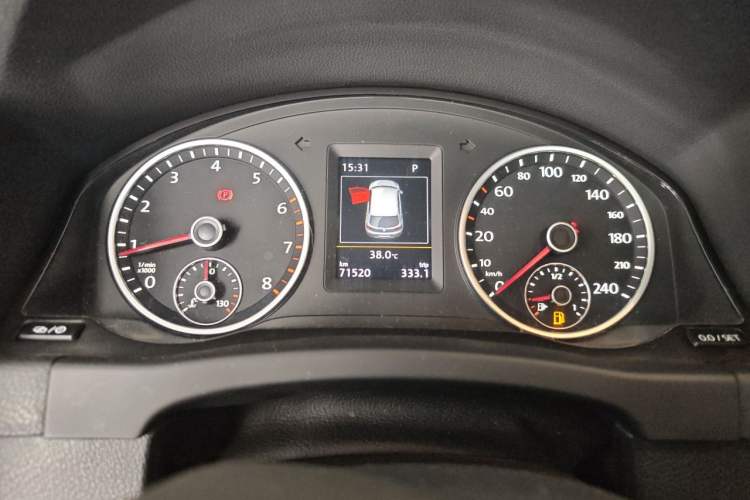 Used Volkswagen Tiguan 2015 1.8TSI Automatic Two-Wheel Drive Luxury Model Instrument Cluster