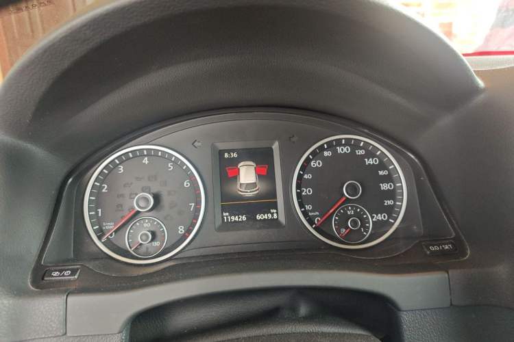 Used Volkswagen Tiguan 2015 1.8TSI Automatic Two-Wheel Drive Luxury Model Instrument Cluster