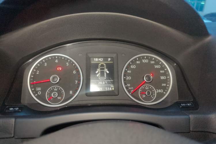 Used Volkswagen Tiguan 2015 1.8TSI Automatic Two-Wheel Drive Trend Edition Instrument Cluster