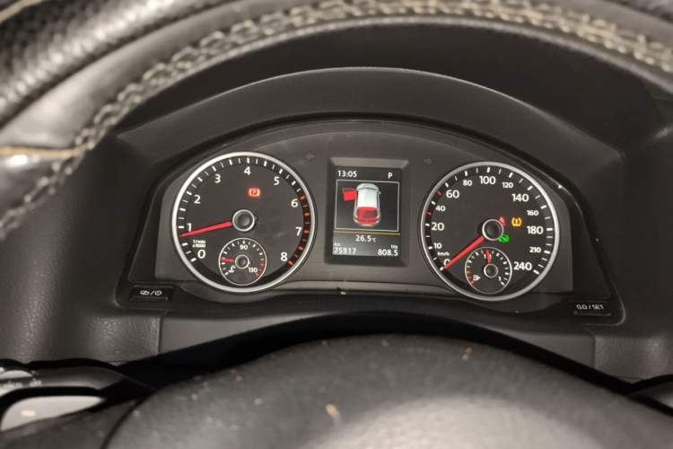 Used Volkswagen Tiguan 2015 1.8TSI Automatic Two-Wheel Drive Luxury Model Instrument Cluster