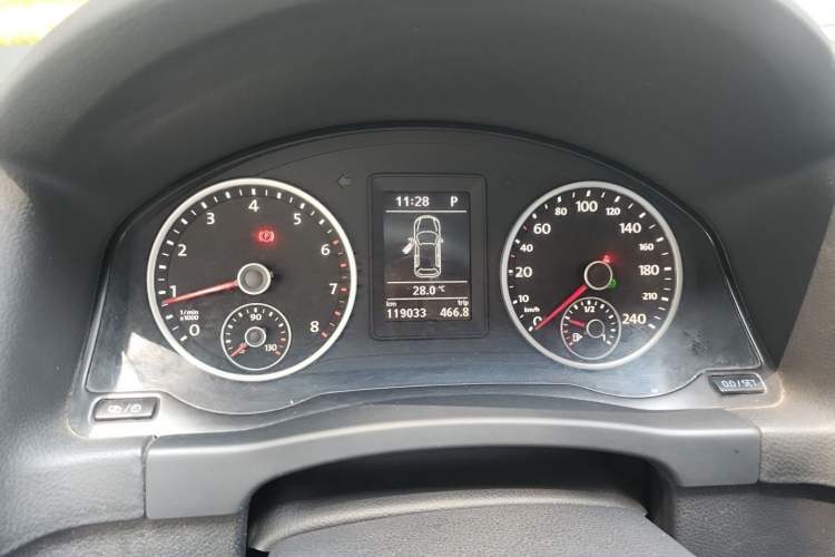 Used Volkswagen Tiguan 2015 1.8TSI Automatic Two-Wheel Drive Comfort Edition Instrument Cluster