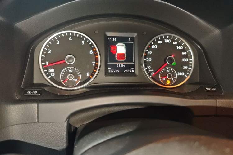 Used Volkswagen Tiguan 2015 1.8TSI Automatic Two-Wheel Drive Luxury Model Instrument Cluster