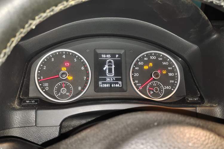 Used Volkswagen Tiguan 2015 1.8TSI Automatic Two-Wheel Drive Comfort Edition Instrument Cluster