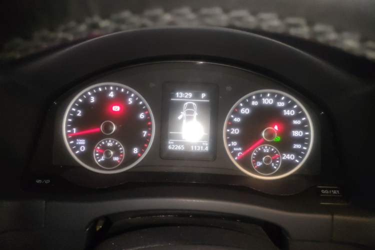Used Volkswagen Tiguan 2015 1.8TSI Automatic Two-Wheel Drive Comfort Edition Instrument Cluster