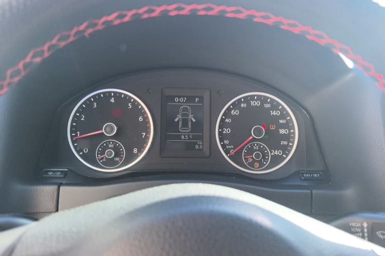 Used Volkswagen Tiguan 2015 1.8TSI Automatic Two-Wheel Drive Trend Edition Instrument Cluster