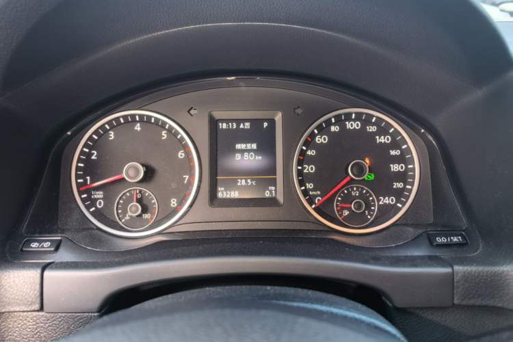 Used Volkswagen Tiguan 2015 1.8TSI Automatic Two-Wheel Drive Luxury Model Instrument Cluster