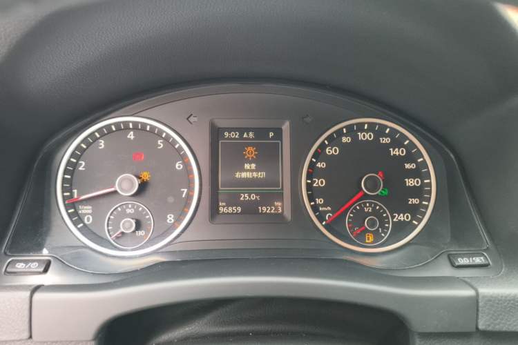 Used Volkswagen Tiguan 2015 1.8TSI Automatic Two-Wheel Drive Luxury Model Instrument Cluster