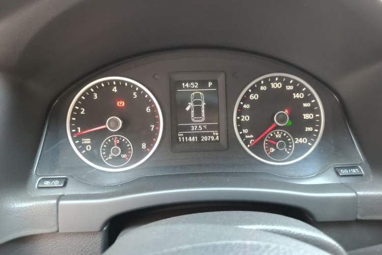 Used Volkswagen Tiguan 2015 1.8TSI Automatic Two-Wheel Drive Trend Edition Instrument Cluster