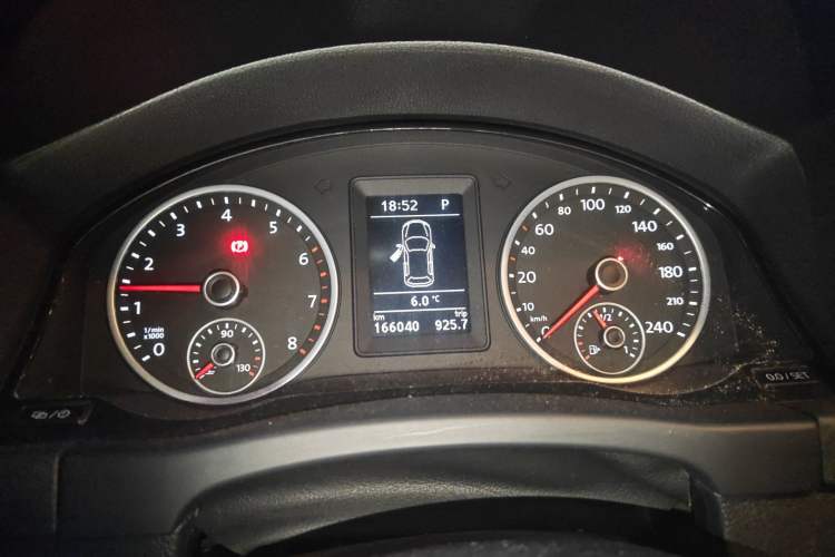 Used Volkswagen Tiguan 2015 1.8TSI Automatic Two-Wheel Drive Comfort Edition Instrument Cluster