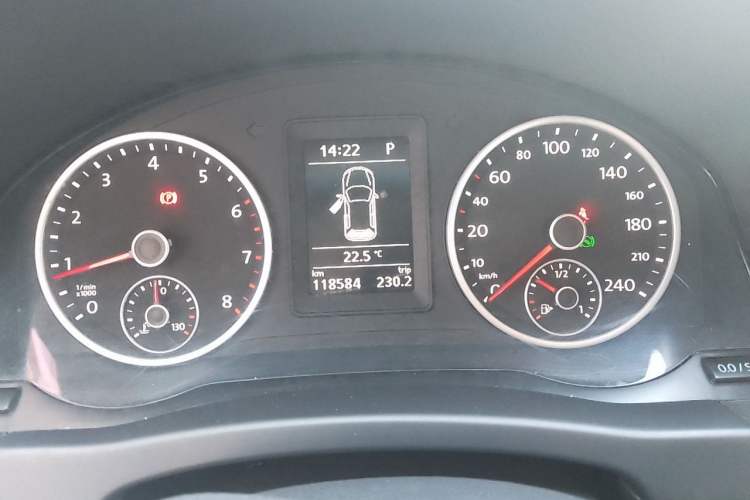 Used Volkswagen Tiguan 2015 1.8TSI Automatic Two-Wheel Drive Trend Edition Instrument Cluster