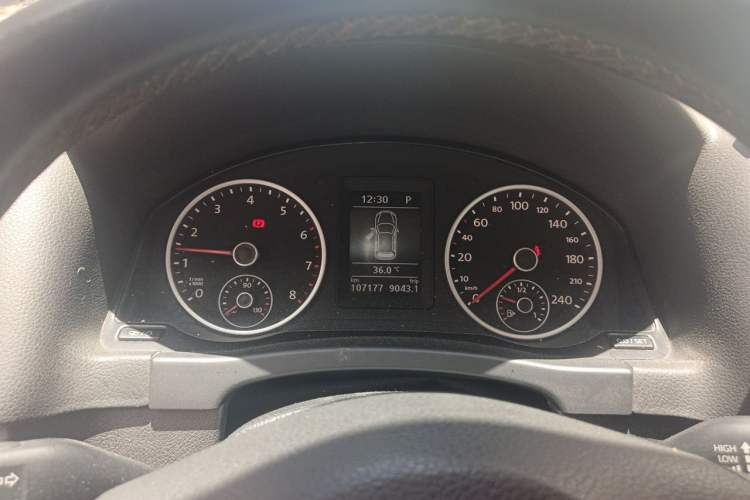 Used Volkswagen Tiguan 2015 1.8TSI Automatic Two-Wheel Drive Comfort Edition Instrument Cluster