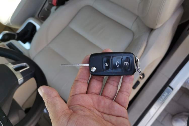 Used Volkswagen Tiguan 2015 1.8TSI Automatic Two-Wheel Drive Comfort Edition Interior 1